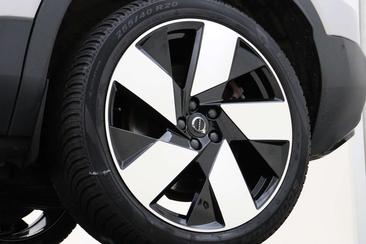 Volvo C40 Coupé SUV AWD — photo 37