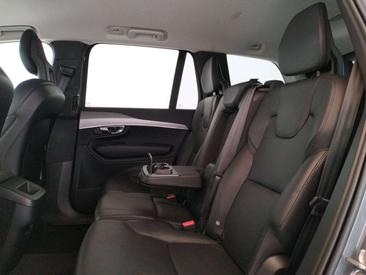 Volvo XC90 D5 AWD — photo 11