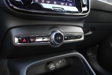 Volvo EX40 Single Motor Extended Range — photo 26