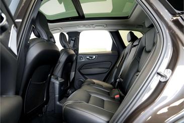 Volvo XC60 T8 Recharge AWD — photo 19