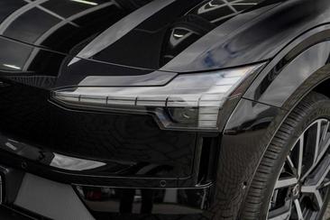 Volvo EX30 — photo 4