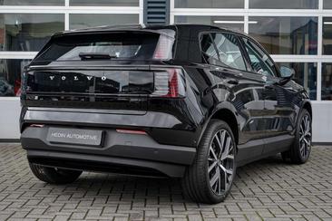 Volvo EX30 — photo 6