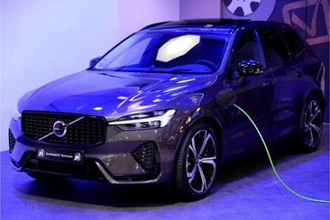 Volvo XC60 T8 Recharge AWD — photo 24