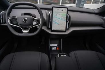 Volvo EX30 — photo 13