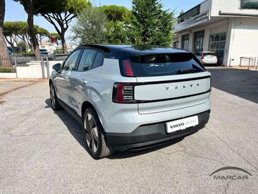 Volvo EX30 Single Motor Extended Range — photo 7