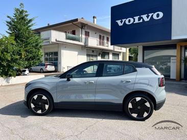 Volvo EX30 Single Motor Extended Range — photo 8