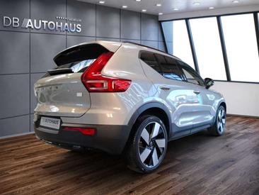 Volvo XC40 Recharge Single Motor Extended Range — photo 4