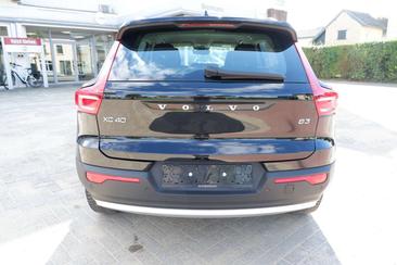 Volvo XC40 2.0 — photo 8