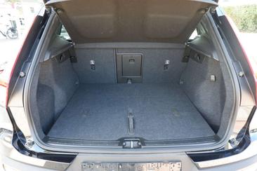 Volvo XC40 2.0 — photo 9