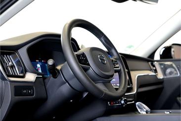 Volvo XC60 T8 Recharge AWD — photo 47