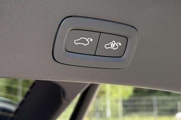 Volvo XC40 B4 — photo 22