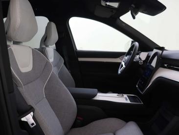 Volvo EX90 TWIN MOTOR PERFORMANCE — photo 13