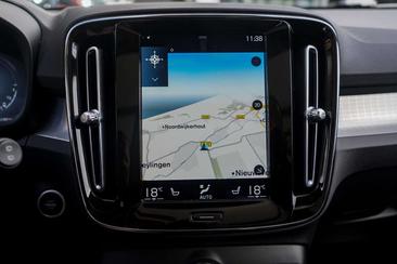 Volvo XC40 T4 Recharge — photo 21