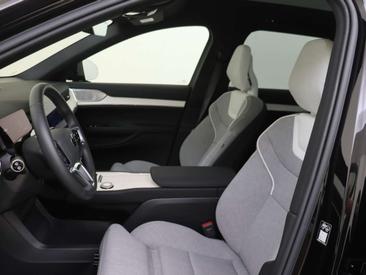Volvo EX90 TWIN MOTOR PERFORMANCE — photo 16