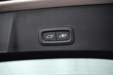 Volvo XC40 T5 Recharge — photo 14