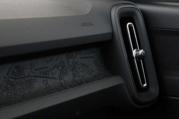 Volvo EX40 Single Motor — photo 19