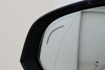 Volvo XC40 B4 — photo 27