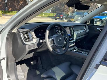 Volvo XC60 T8 Recharge AWD — photo 21