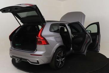 Volvo XC60 T8 Recharge AWD — photo 18