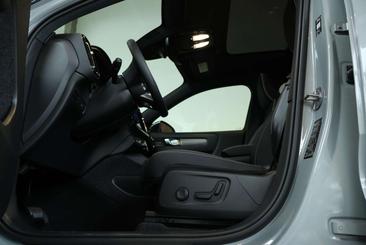 Volvo EX40 Single Motor Extended Range — photo 8