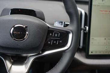 Volvo EX30 — photo 18