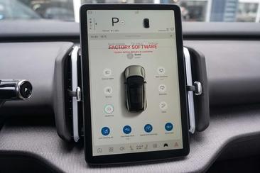 Volvo EX30 — photo 19