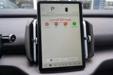 Volvo EX30 — photo 22