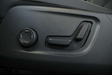 Volvo EX40 Single Motor Extended Range — photo 23