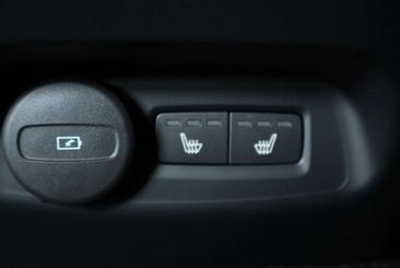 Volvo EX40 Single Motor Extended Range — photo 24