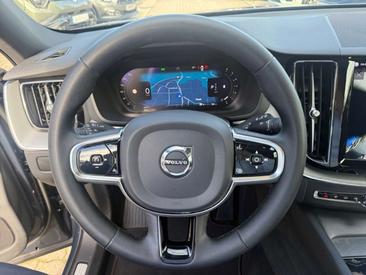 Volvo XC60 B4 D AWD — photo 8