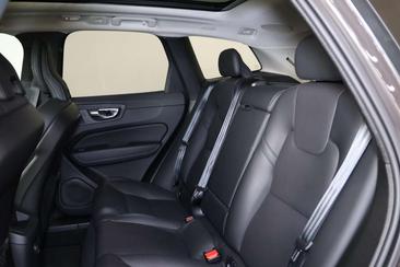 Volvo XC60 T8 Recharge AWD — photo 16