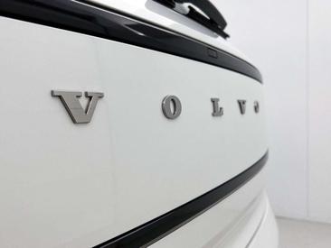 Volvo EX30 Single Motor Extended Range — photo 31