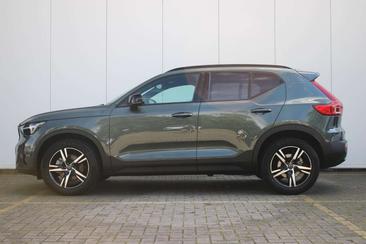 Volvo XC40 B4 — photo 6