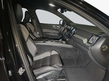 Volvo XC60 B4 D AWD — photo 8