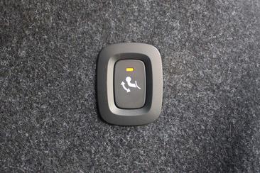 Volvo XC40 B4 — photo 10