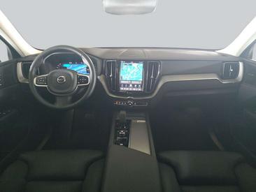 Volvo XC60 B5 — photo 9