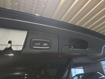 Volvo XC60 B4 D AWD — photo 17