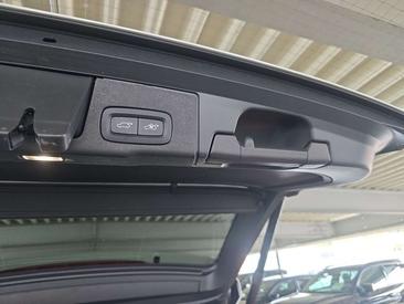 Volvo XC60 B5 — photo 18