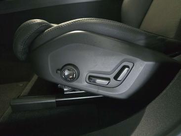 Volvo XC60 B5 — photo 19
