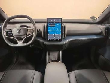 Volvo EX30 — photo 6