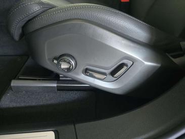 Volvo XC60 B5 — photo 19