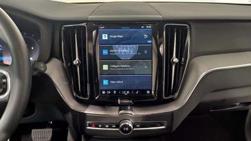Volvo XC60 B4 — photo 8