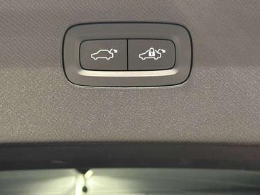 Volvo XC90 B5 AWD — photo 15