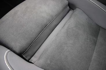 Volvo XC40 B4 — photo 41
