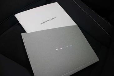 Volvo XC40 B4 — photo 42