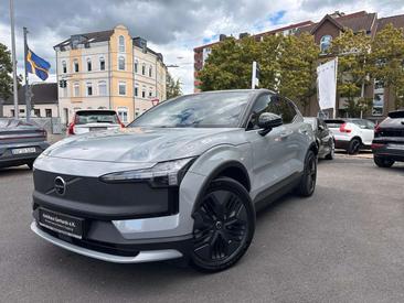 Volvo EX30 AWD — photo 2