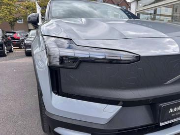 Volvo EX30 AWD — photo 5