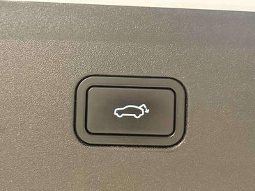 Volvo EX30 — photo 10