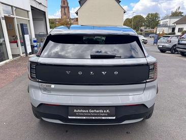 Volvo EX30 AWD — photo 8