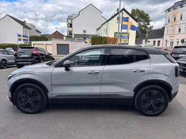 Volvo EX30 AWD — photo 12